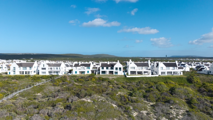 6 Bedroom Property for Sale in Struisbaai Western Cape